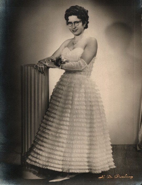 1950s Style for 21st Century Women