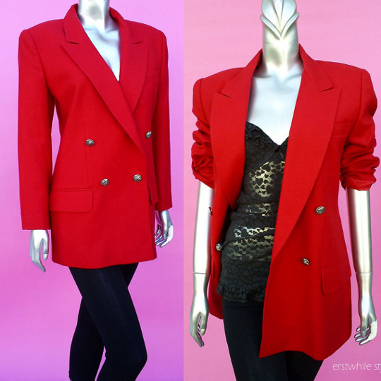 34 Tips to Thrift Store Shop Like a Pro! (Pass On to Newbies!) 34 Tips to Thrift Store Shop Like a Pro! (Pass On to Newbies!)