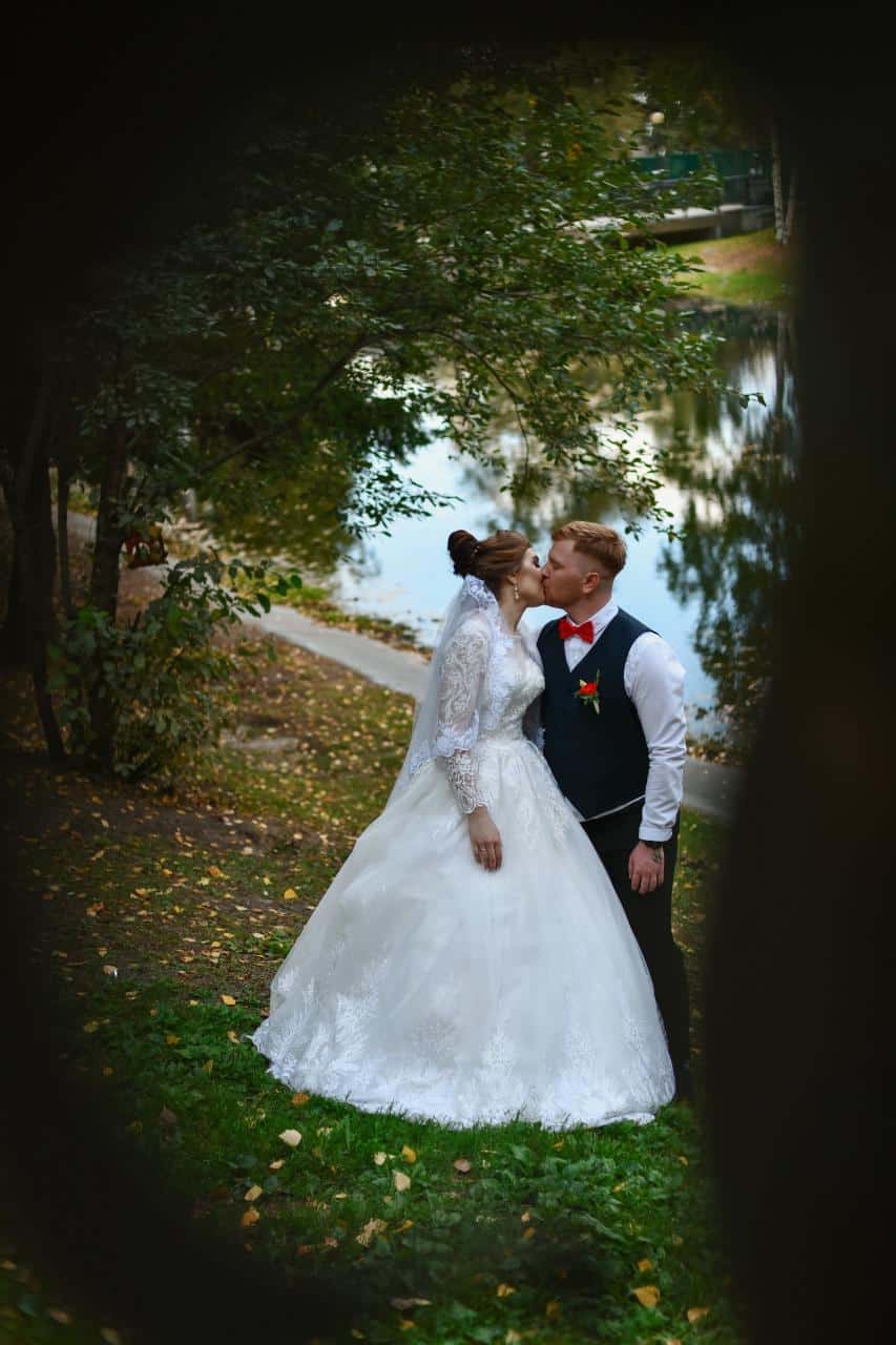 Using Instagram to Find Inspiration for Your Wedding