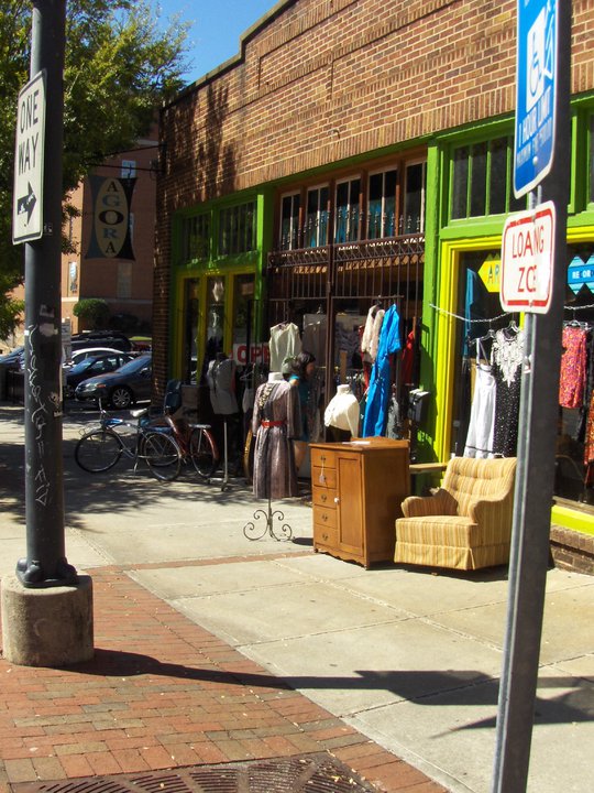 Vintage Tag History: Levi's, Banana Republic, Betsey Johnson, Abercrombie & Fitch and More Vintage Tag History: Levi's, Banana Republic, Betsey Johnson, Abercrombie & Fitch and More